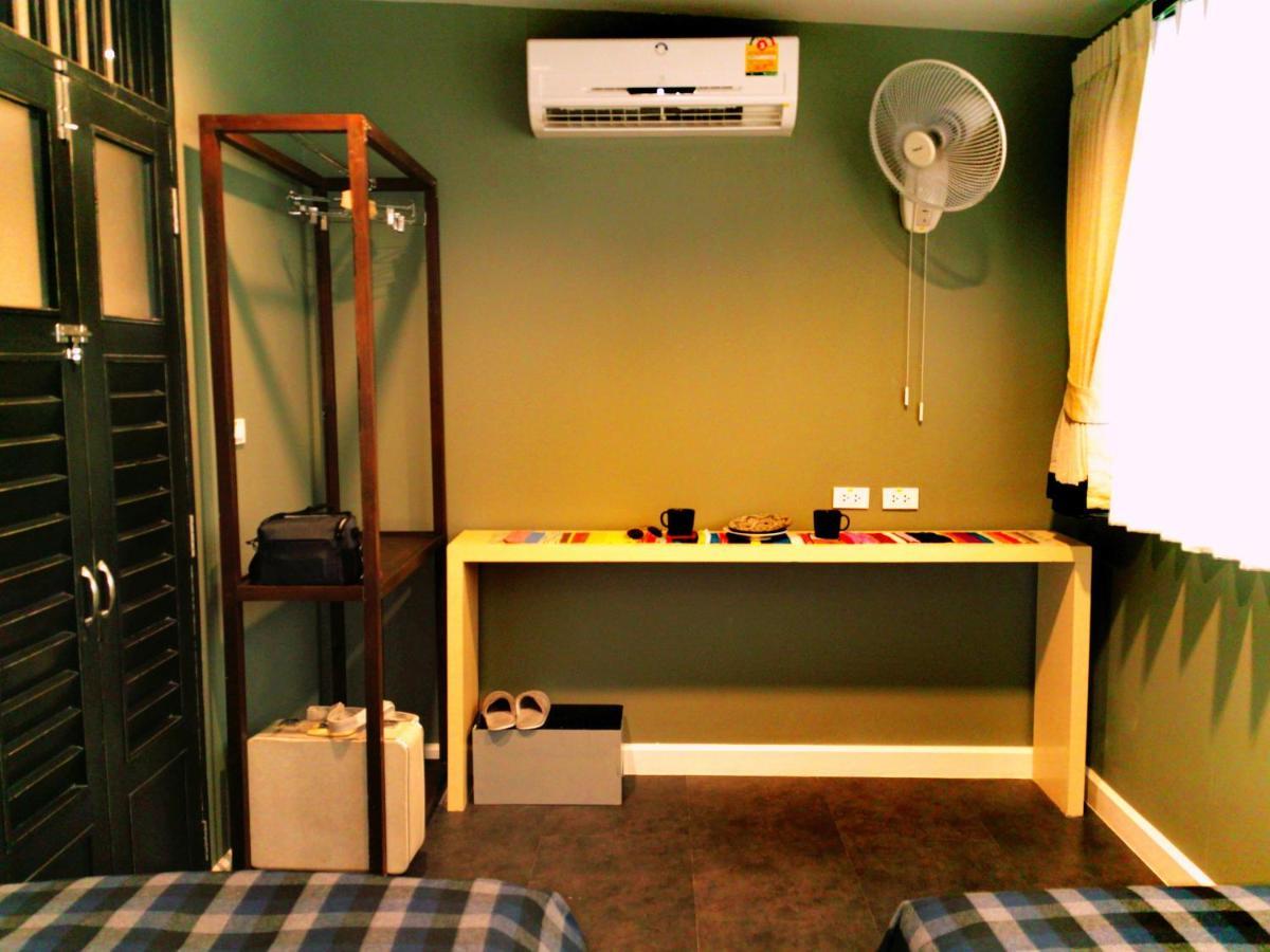 Chomm House Bed & Breakfast กรุงเทพมหานคร ภายนอก รูปภาพ